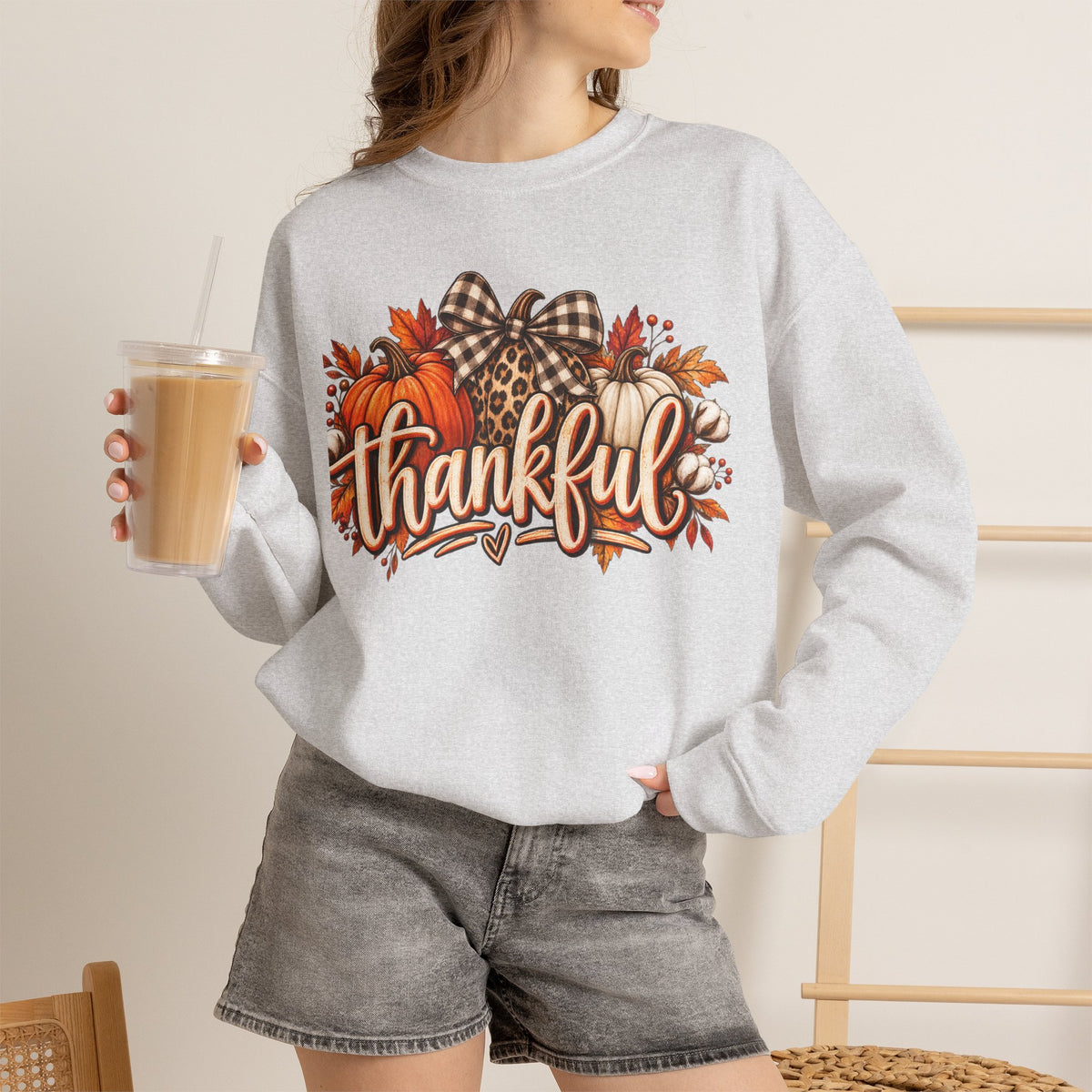 Thankful Fall Sweatshirt — Autumn Pumpkin Graphic Crewneck