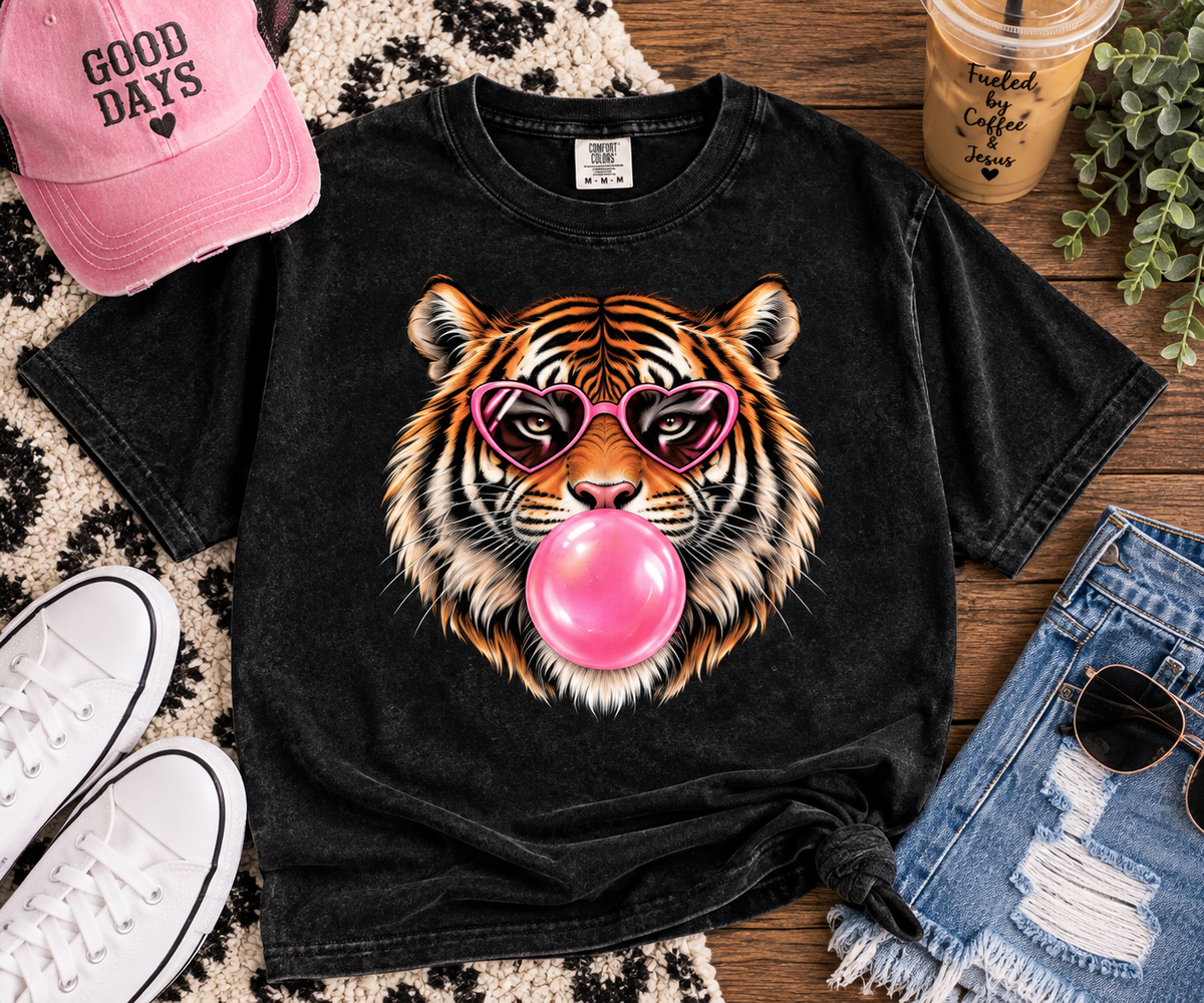 Tiger with bubblegum Snow Washed Oversized Cotton T-Shirt